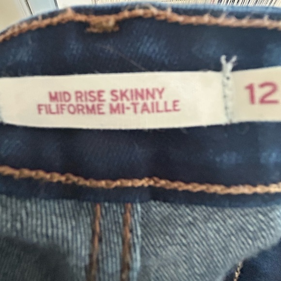 Levi's Women's mid rise size 12 Jeans - new or like new - Picture 4 of 7